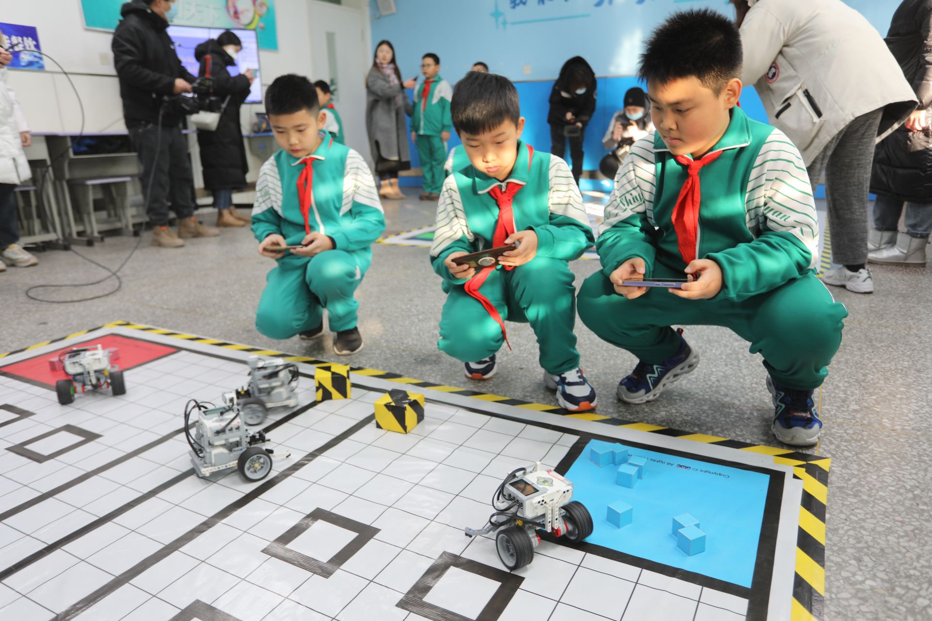 快讯丨朱会东调研高考准备工作