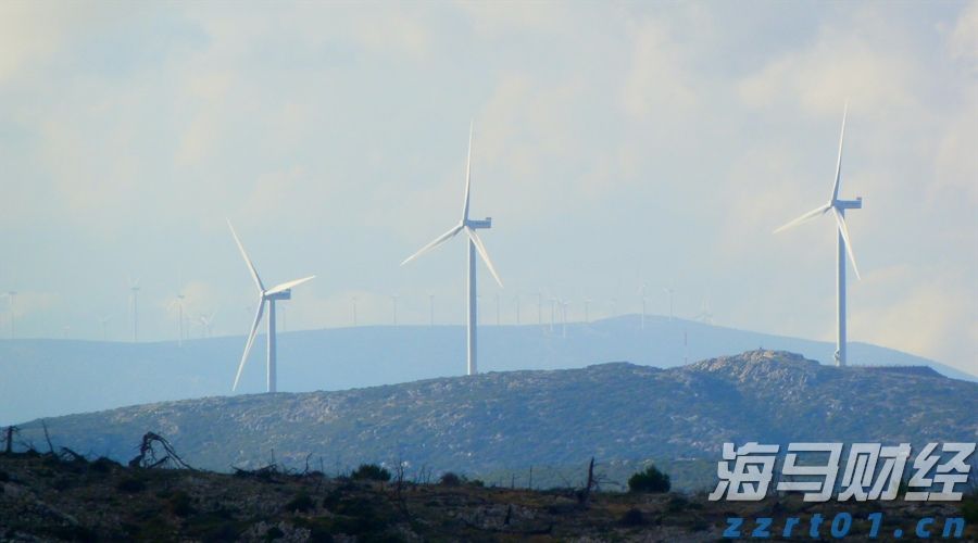 产业工人解锁“新技能”！梅州市总工会举办AI办公技能提升培训班